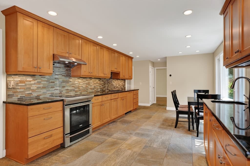Single Family Residence at 18 Harrington Rd, Framingham MA 01701, Framingham, photo 11 of 42