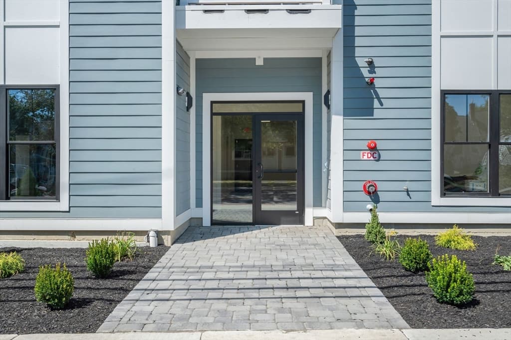 260 Elm St, Everett MA 02149 photo 2