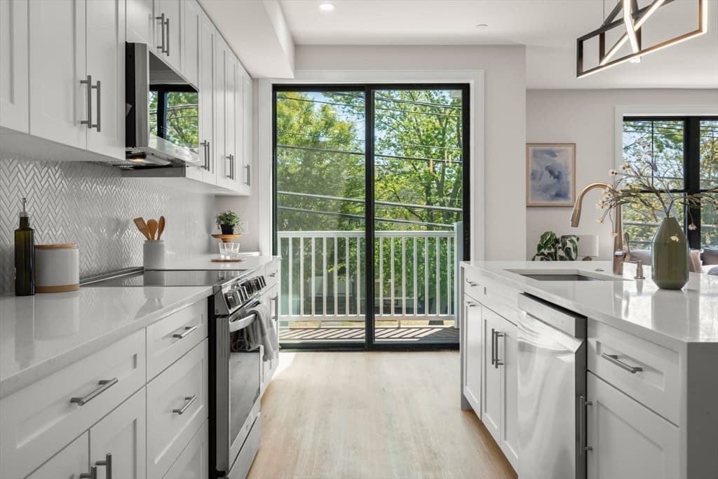260 Elm St, Everett MA 02149 photo 7