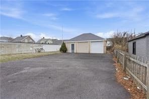 215 Kenyon Ave, Pawtucket RI 02861 photo 3