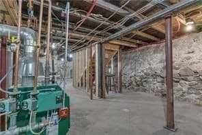 215 Kenyon Ave, Pawtucket RI 02861 photo 25