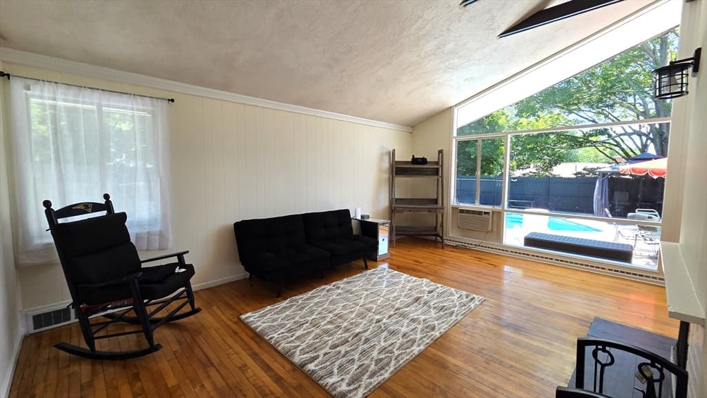 19 Avon Rd, Norwood MA 02062 photo 5