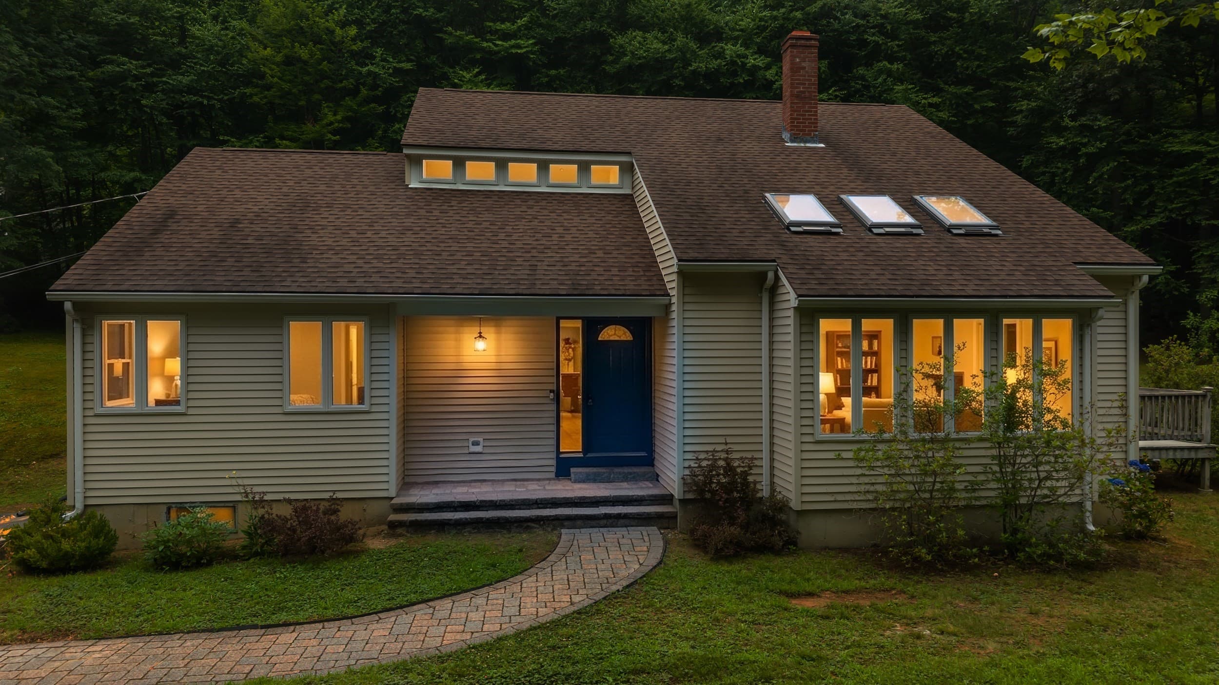 75 Allen Road, Brookfield MA 01506