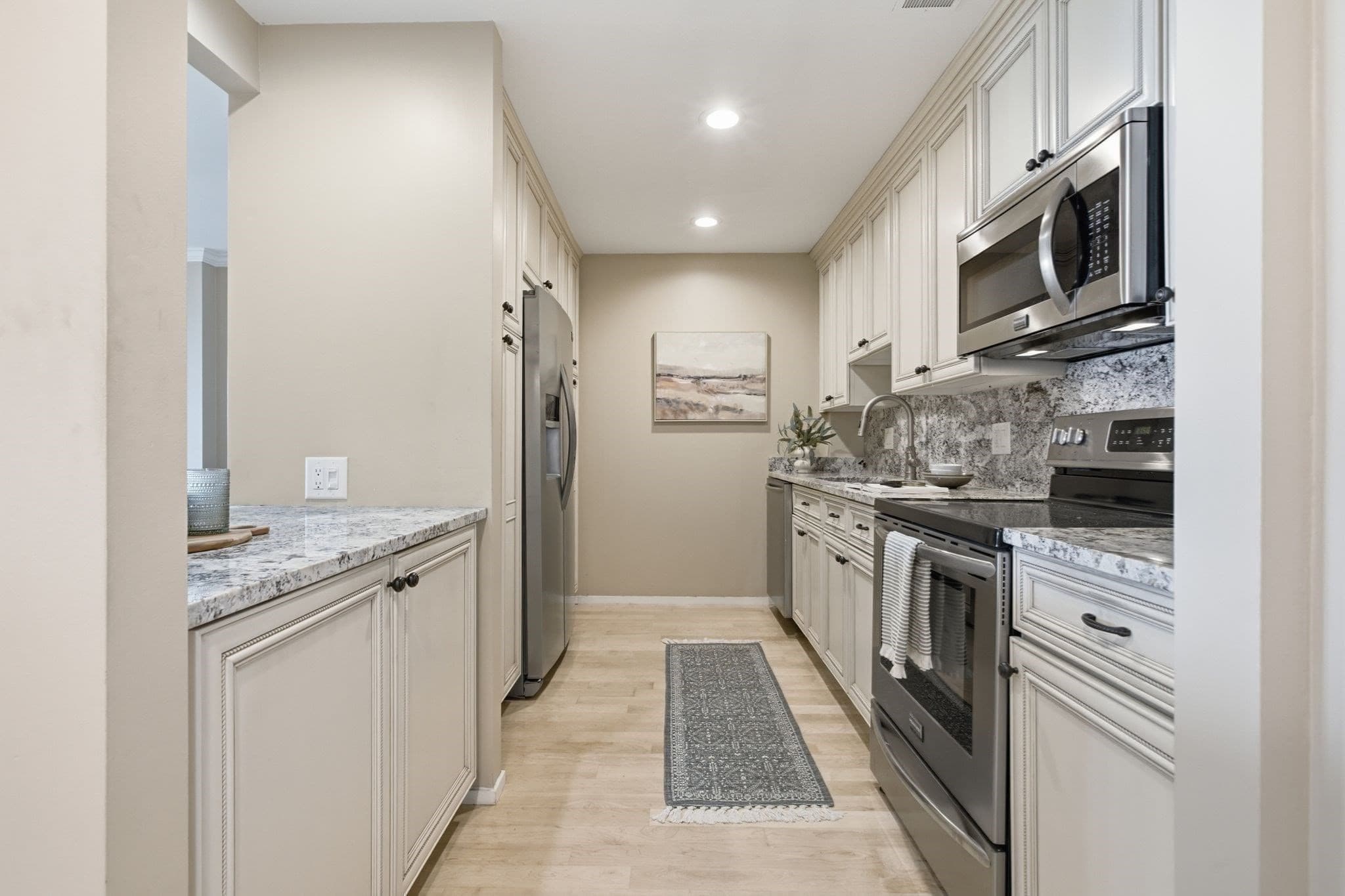 Condominium at 1 Seal Harbor # 210, Winthrop MA 02152, Winthrop, photo 9 of 39