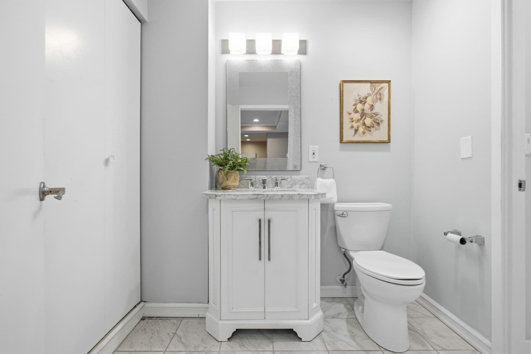Condominium at 1 Seal Harbor # 210, Winthrop MA 02152, Winthrop, photo 18 of 39