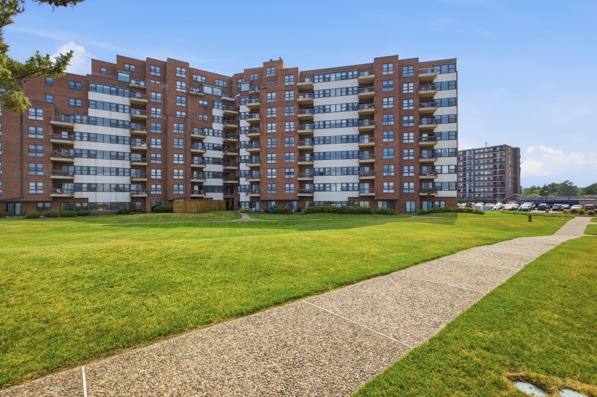 Condominium at 1 Seal Harbor # 210, Winthrop MA 02152, Winthrop, photo 31 of 39