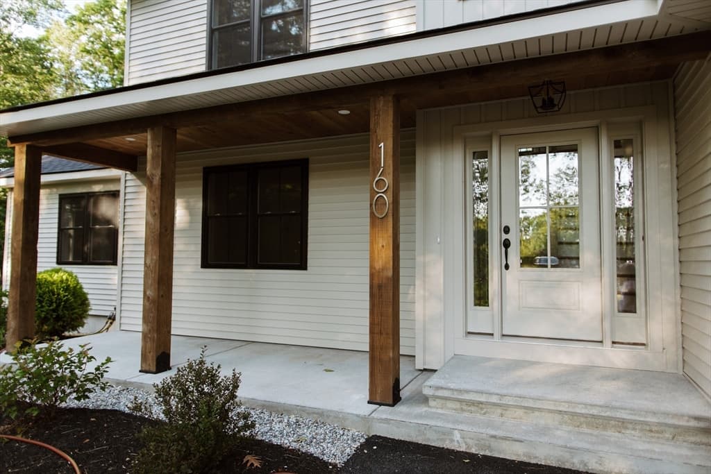 160 Willard Rd, Ashburnham MA 01430 photo 3