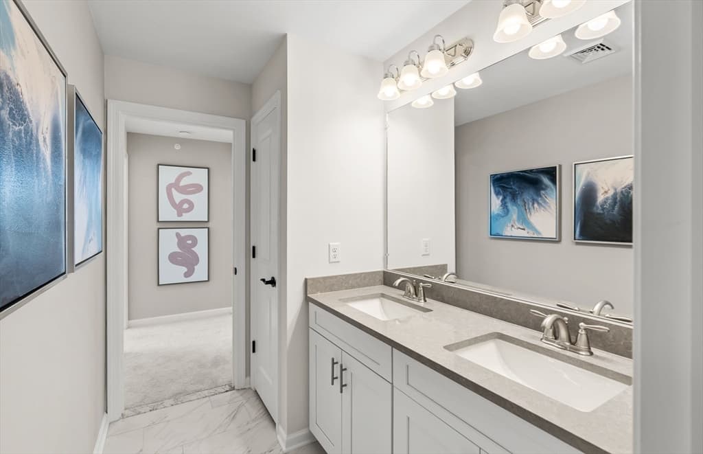 Condominium at 66 East Point Drive # 19, East Providence RI 02916, East Providence, photo 28 of 40