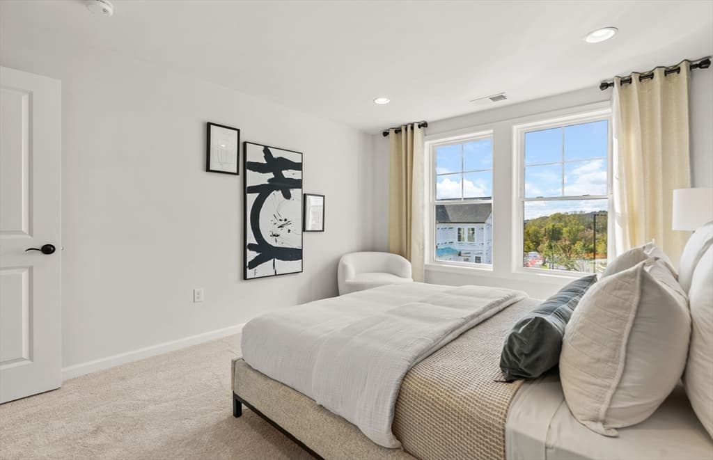Condominium at 66 East Point Drive # 19, East Providence RI 02916, East Providence, photo 30 of 40