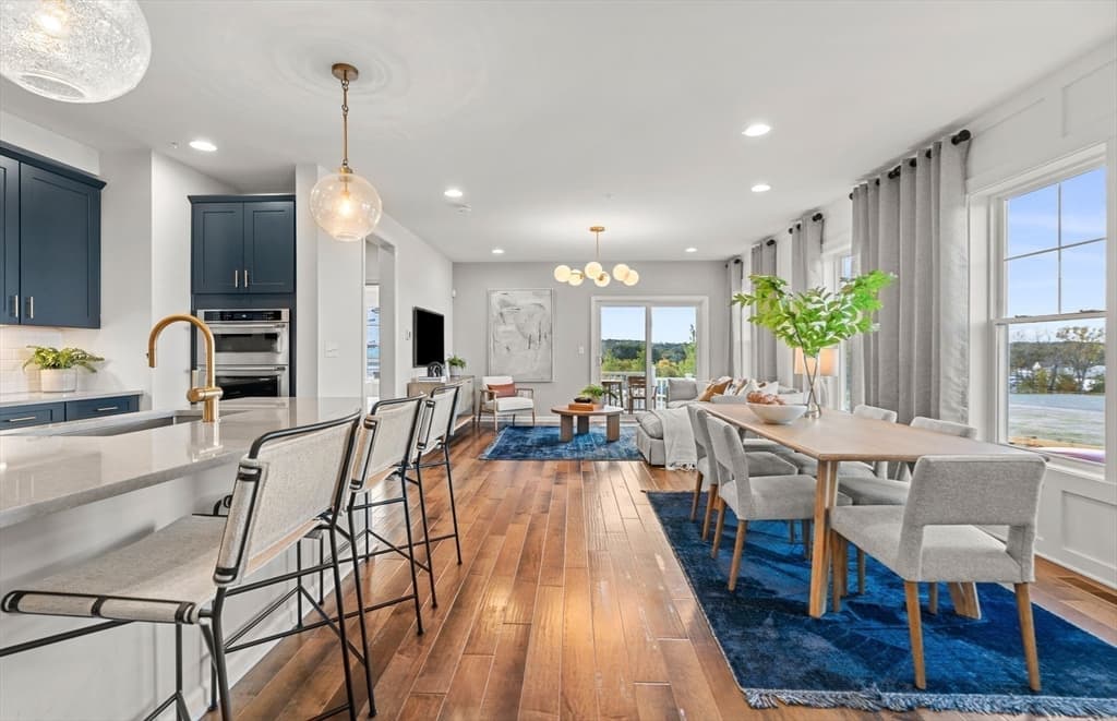 Condominium at 66 East Point Drive # 19, East Providence RI 02916, East Providence, photo 10 of 40