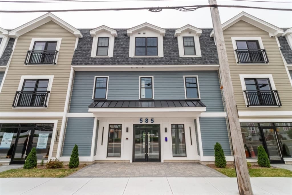 585 Washington Street # 204, Quincy MA 02169 photo 2