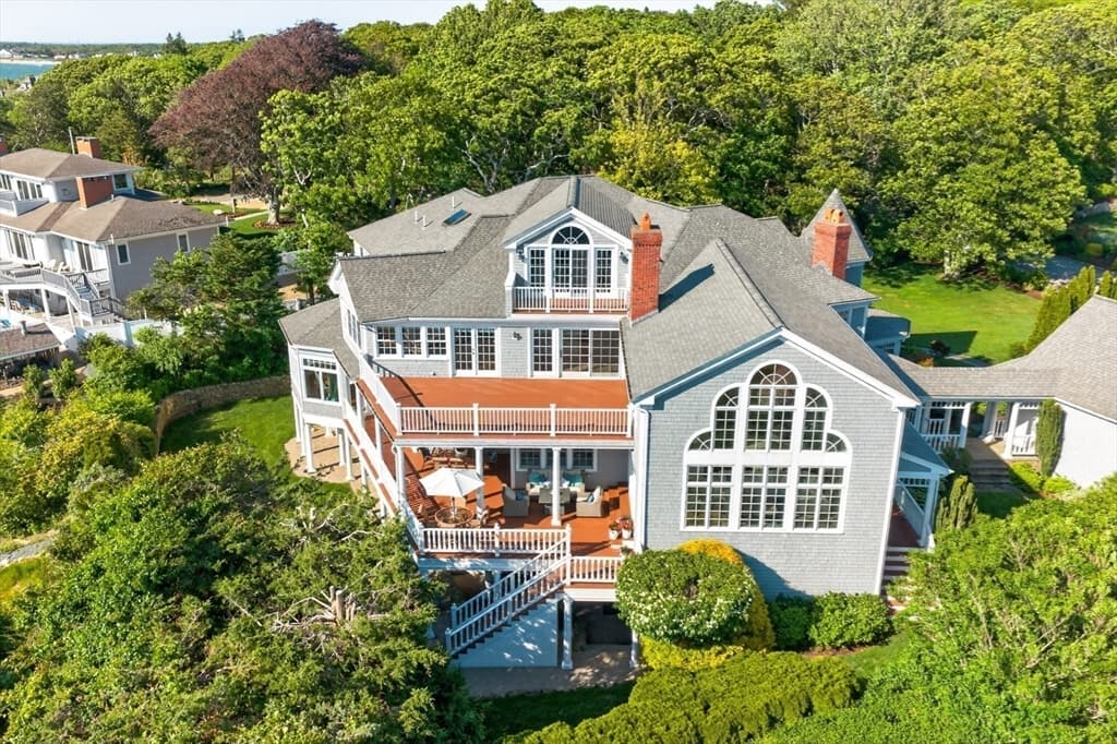 39 Naushon S, Falmouth MA 02540 photo 2