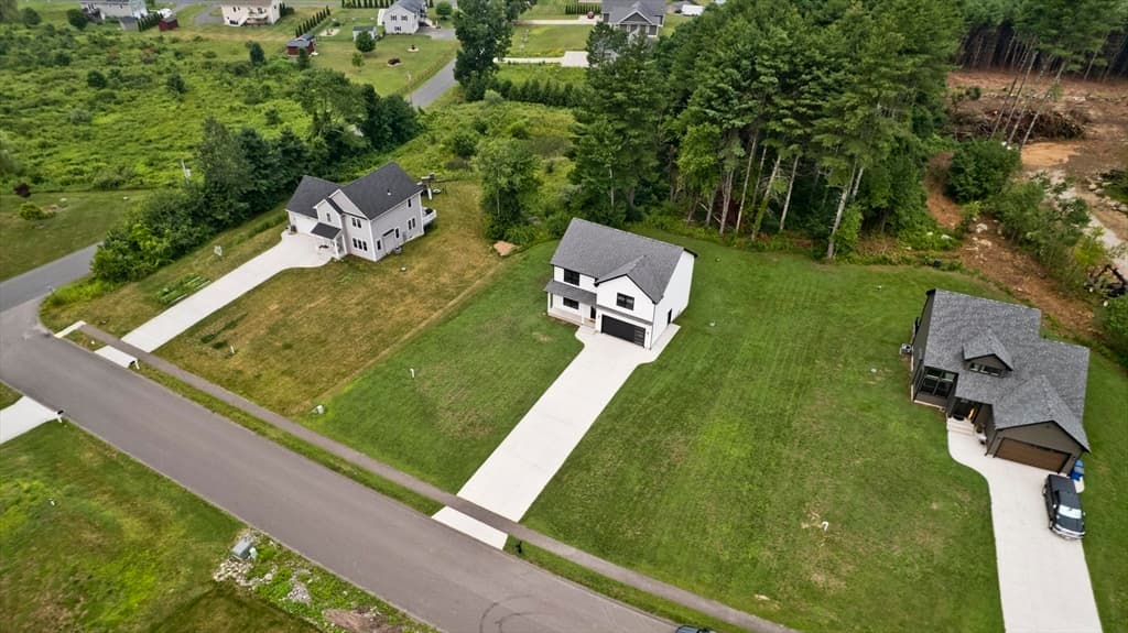 11 Woodland Lane, Belchertown MA 01007 photo 4