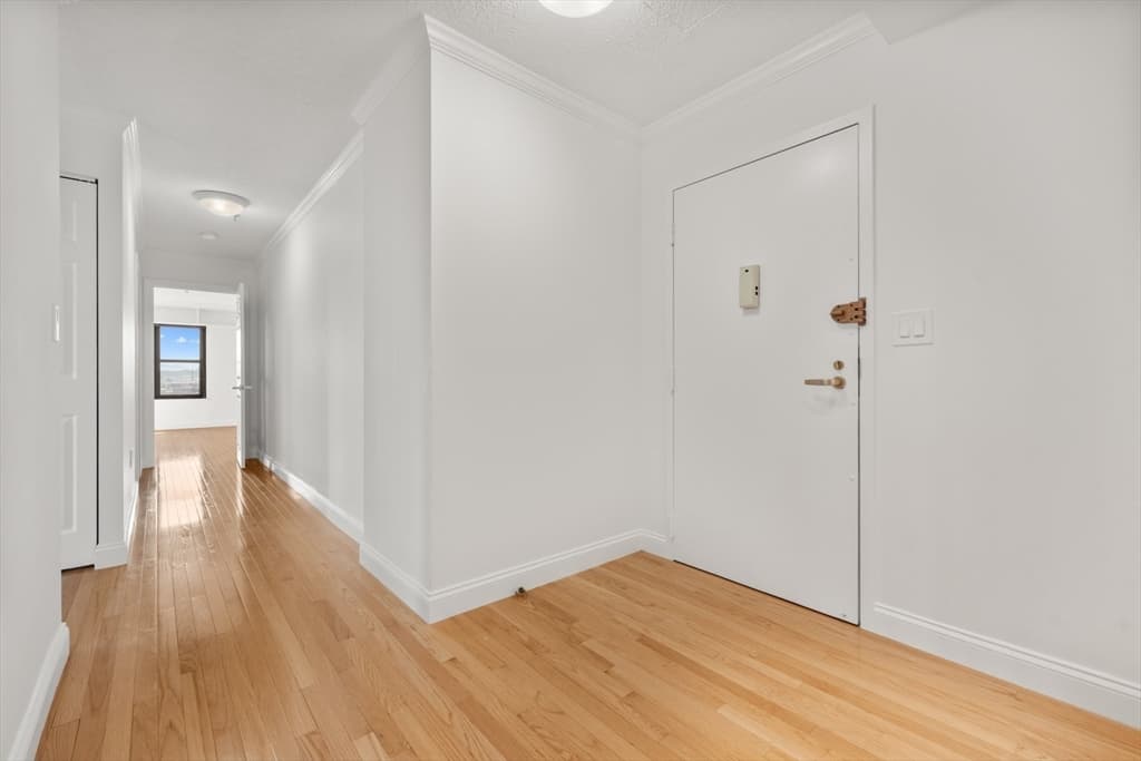 Stock Cooperative at 16 Harcourt St # 9G, Boston MA 02116, Boston, photo 24 of 35