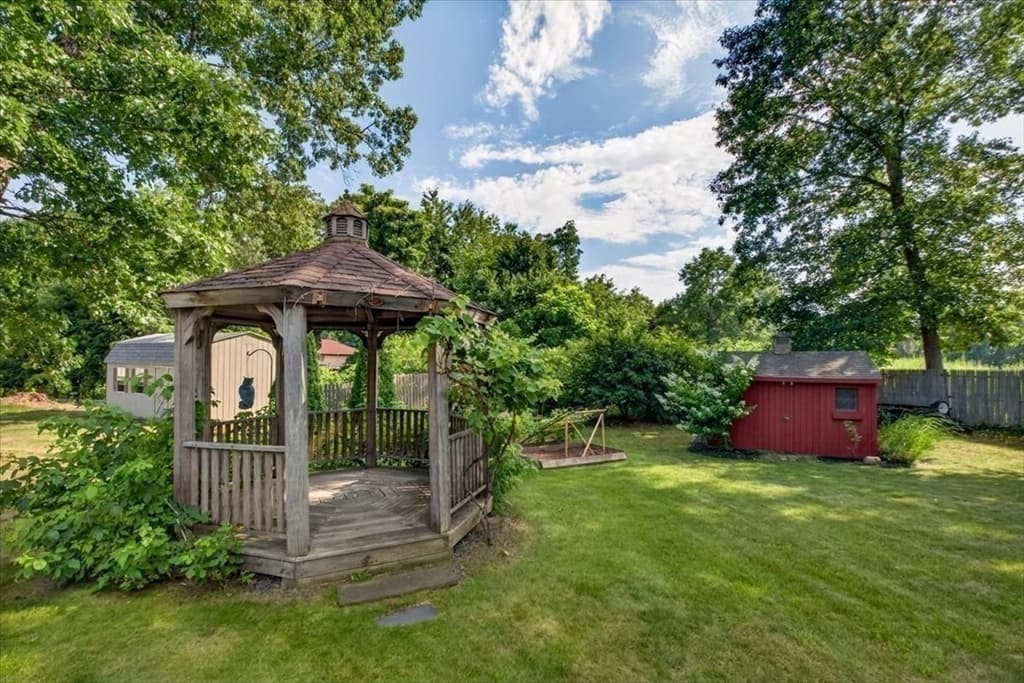43 Zachary Ln, Agawam MA 01001 photo 23