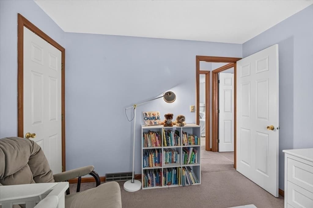 43 Zachary Ln, Agawam MA 01001 photo 12