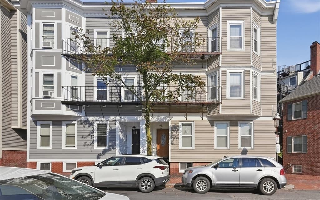 22 Park Street # 3, Boston MA 02129