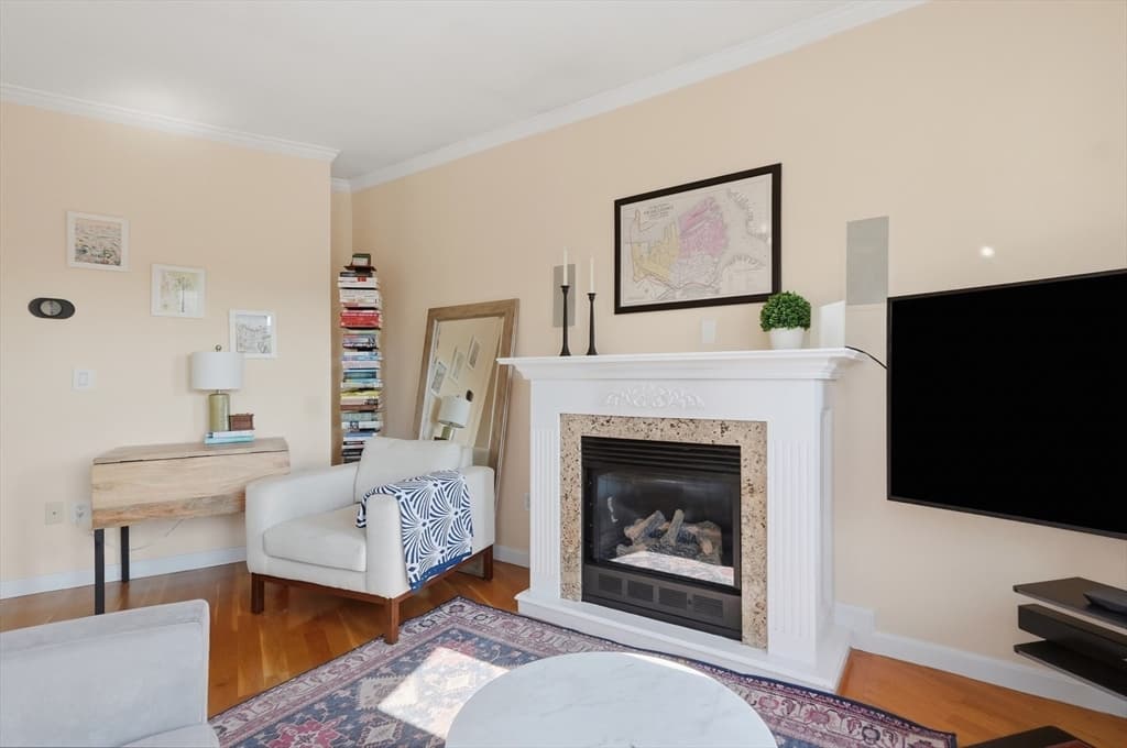 Condominium at 22 Park Street # 3, Boston MA 02129, Boston, photo 4 of 18