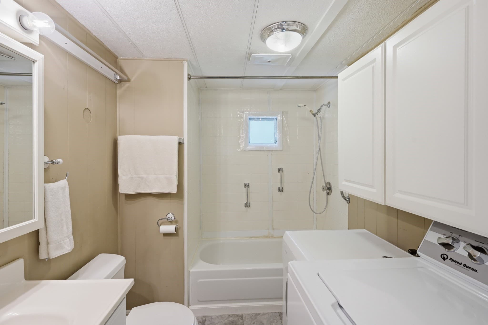 Mobile Home at 57 Liberty Drive, Attleboro MA 02703, Attleboro, photo 18 of 19