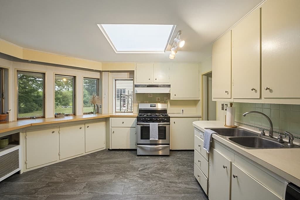 200 Lake Rd, Ashburnham MA 01430 photo 13