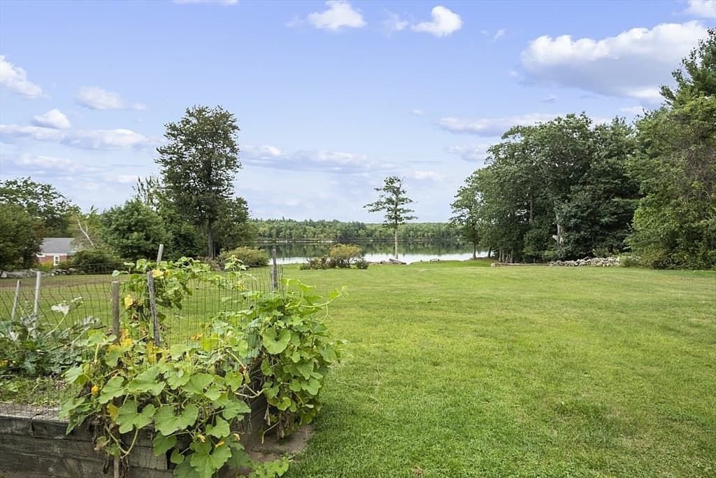 200 Lake Rd, Ashburnham MA 01430 photo 3