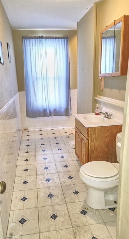 7 Preston St, Worcester MA 01610 photo 12