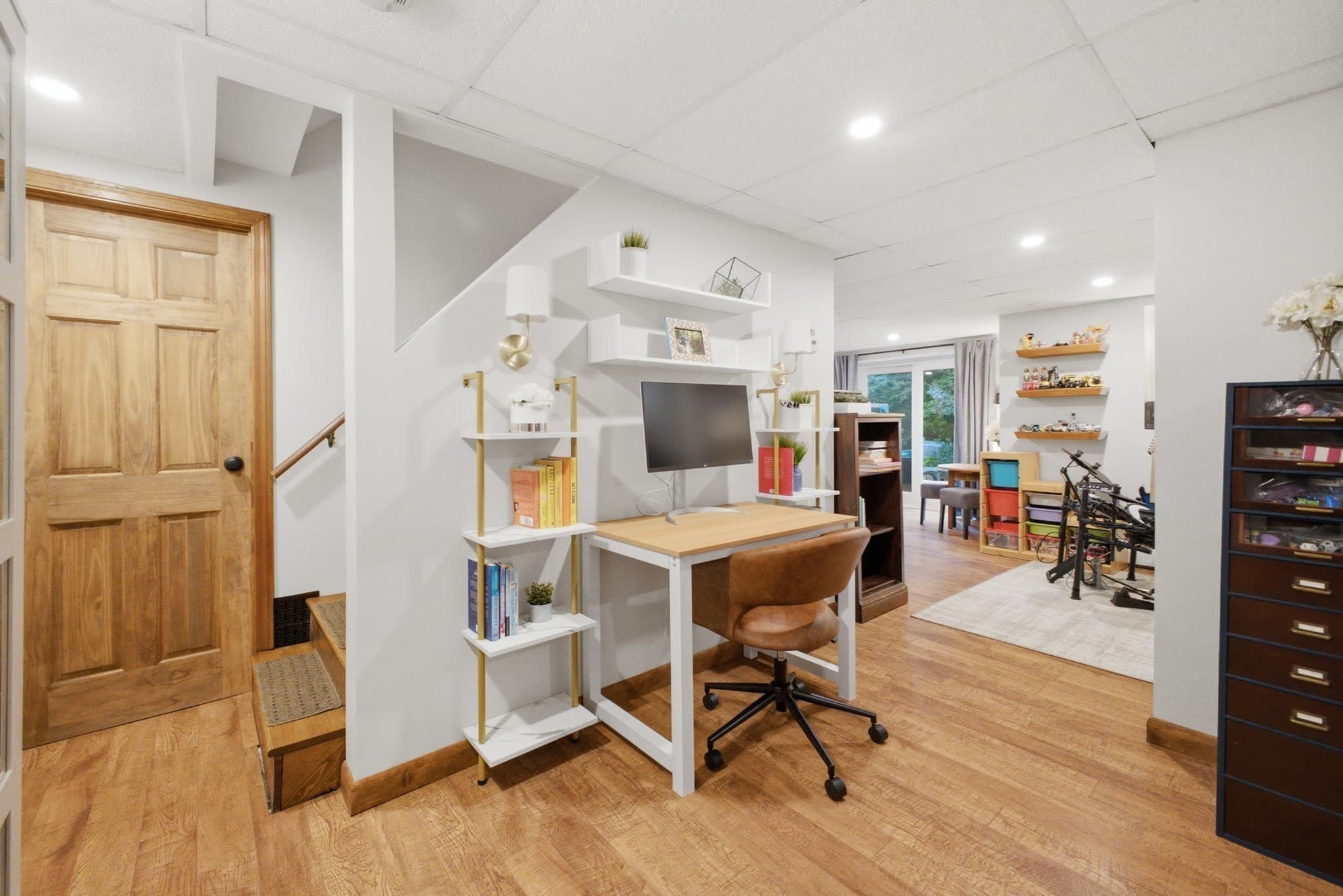 Single Family Residence at 13 Watson Lane, Rutland MA 01543, photo 32 of 41