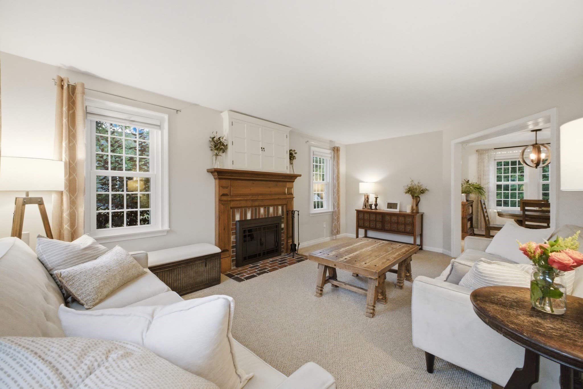 Single Family Residence at 13 Watson Lane, Rutland MA 01543, photo 5 of 41