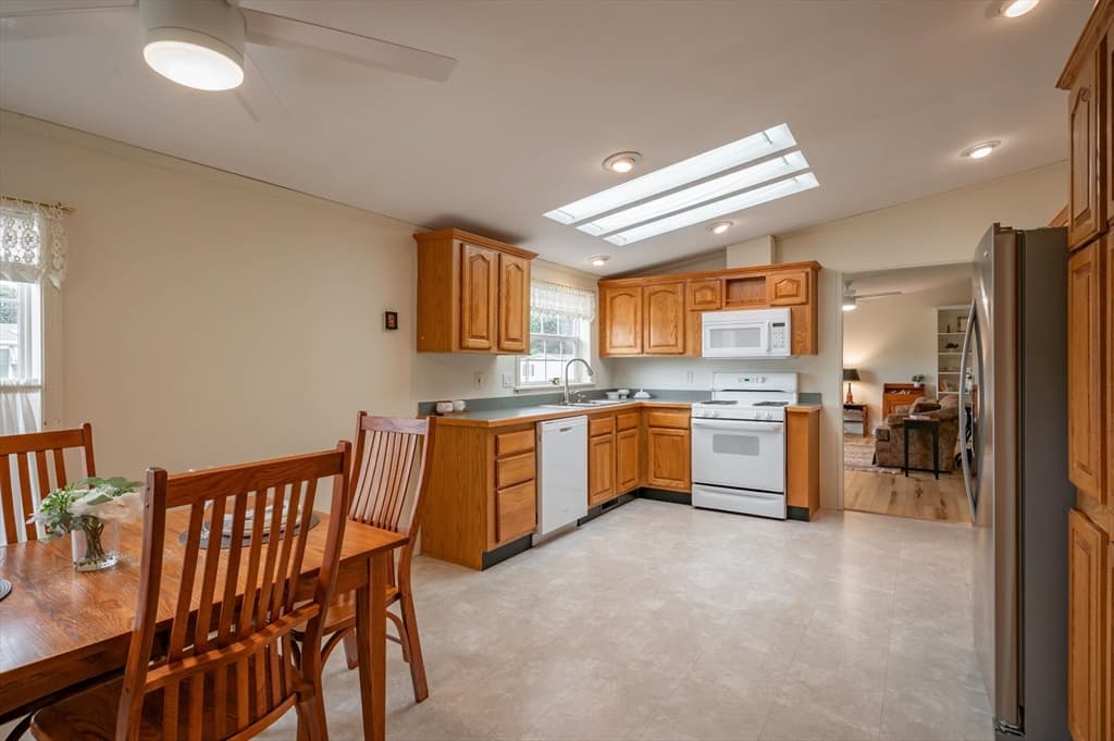 3 Revolution Dr, Dover NH 03820 photo 15