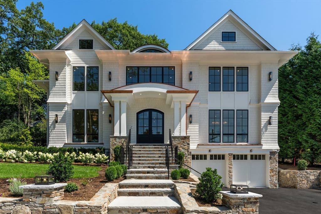 308 Prince, Newton MA 02465