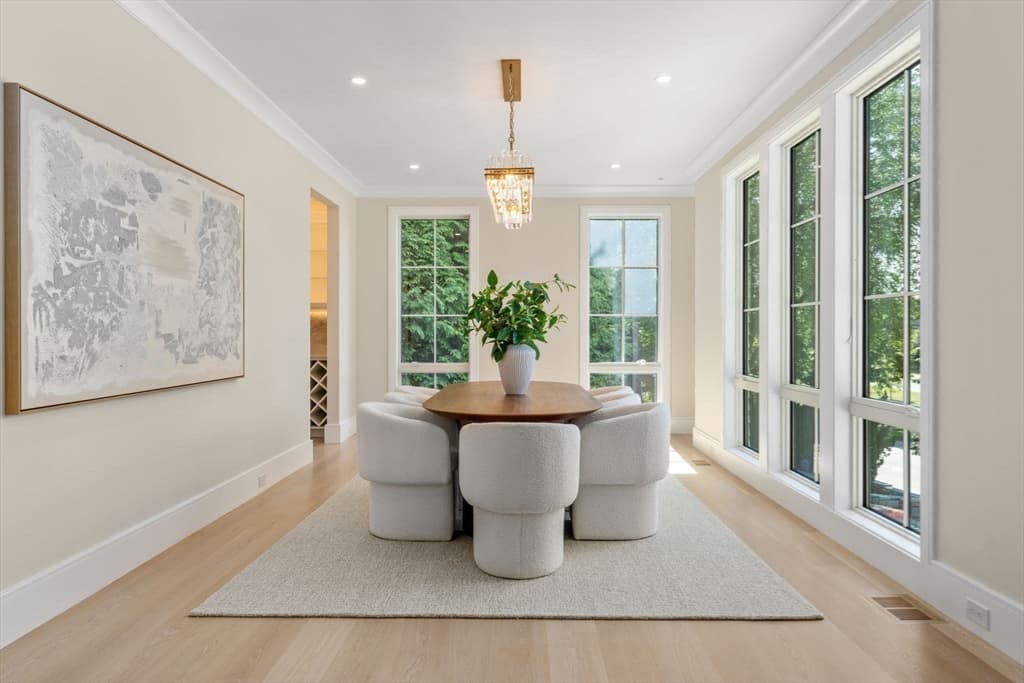 308 Prince, Newton MA 02465 photo 4