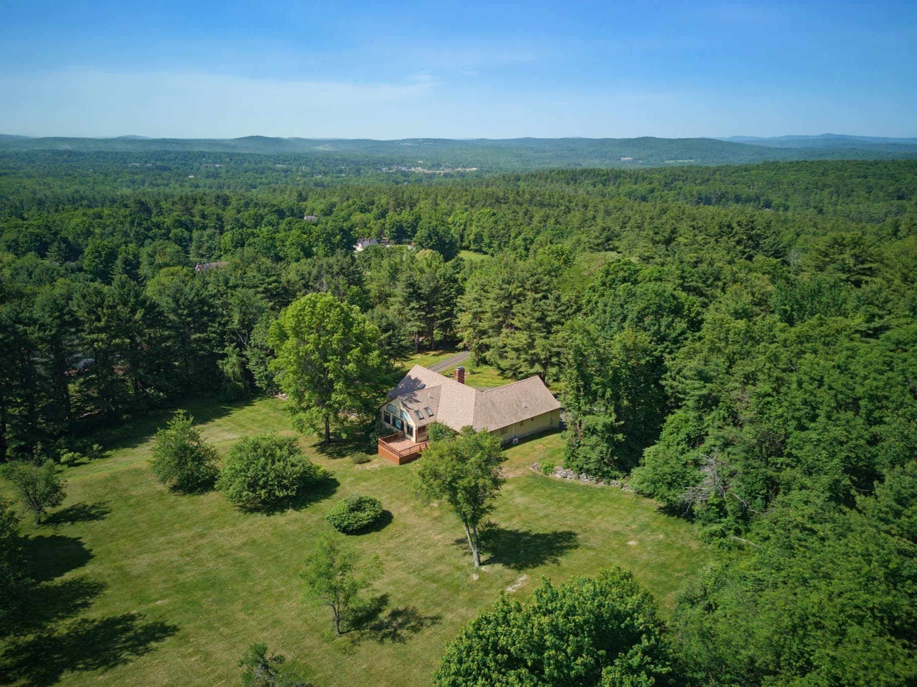 Single Family Residence at 77A Christian Hill, Amherst NH 03031, Amherst, photo 2 of 42