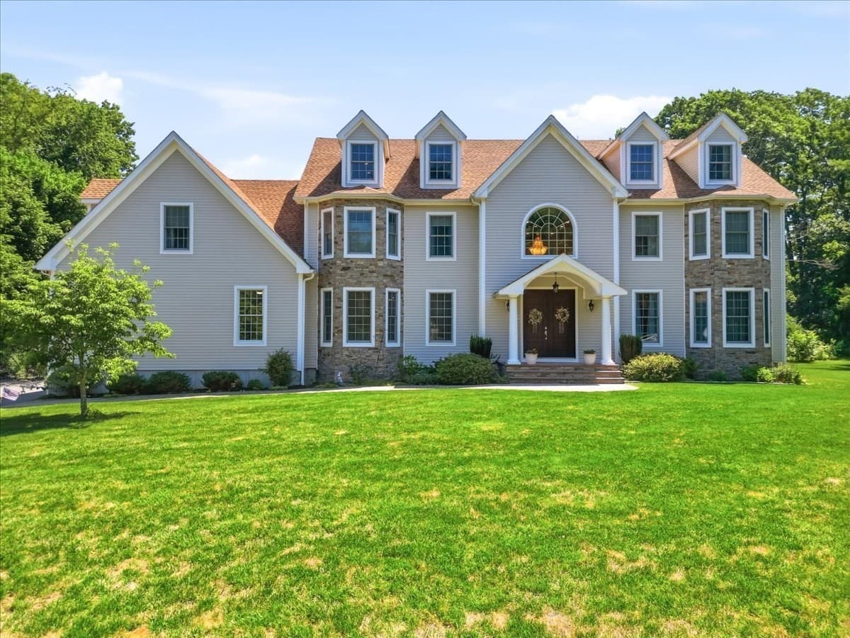 110 Rockmeadow Rd, Westwood MA 02090