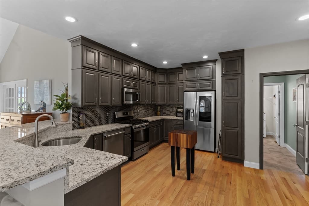 59 Tea Party Drive # 59, Uxbridge MA 01569 photo 3