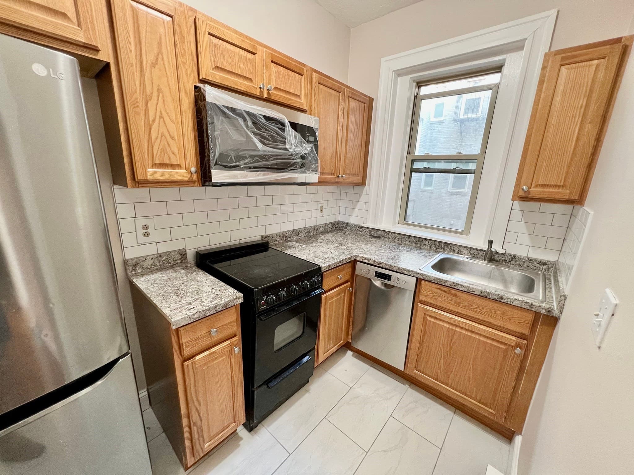 Condominium at 1669 Commonwealth Ave # 3, Boston MA 02135, photo 3 of 10