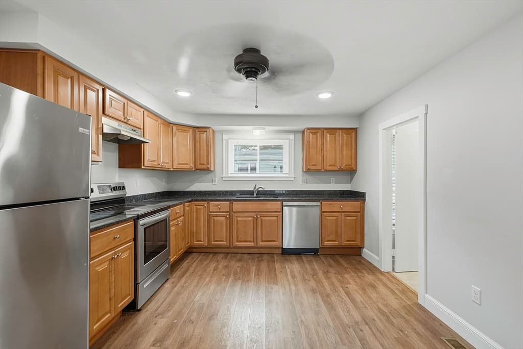 86 Brimsmead St, Marlborough MA 01752 photo 22