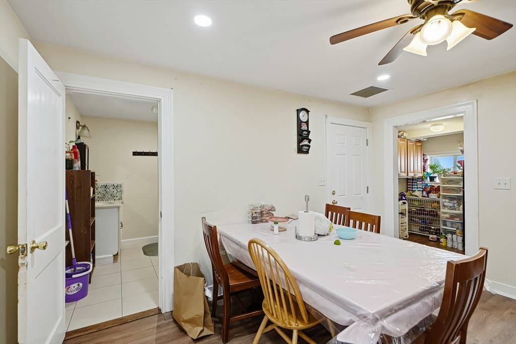 86 Brimsmead St, Marlborough MA 01752 photo 32