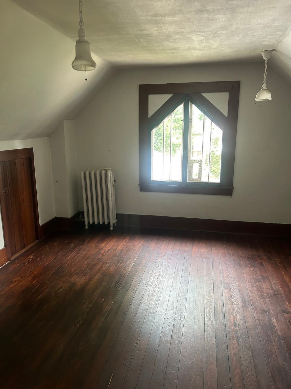 Single Family Residence at 19 Wellesley Rd, Holyoke MA 01040, Holyoke, photo 21 of 27