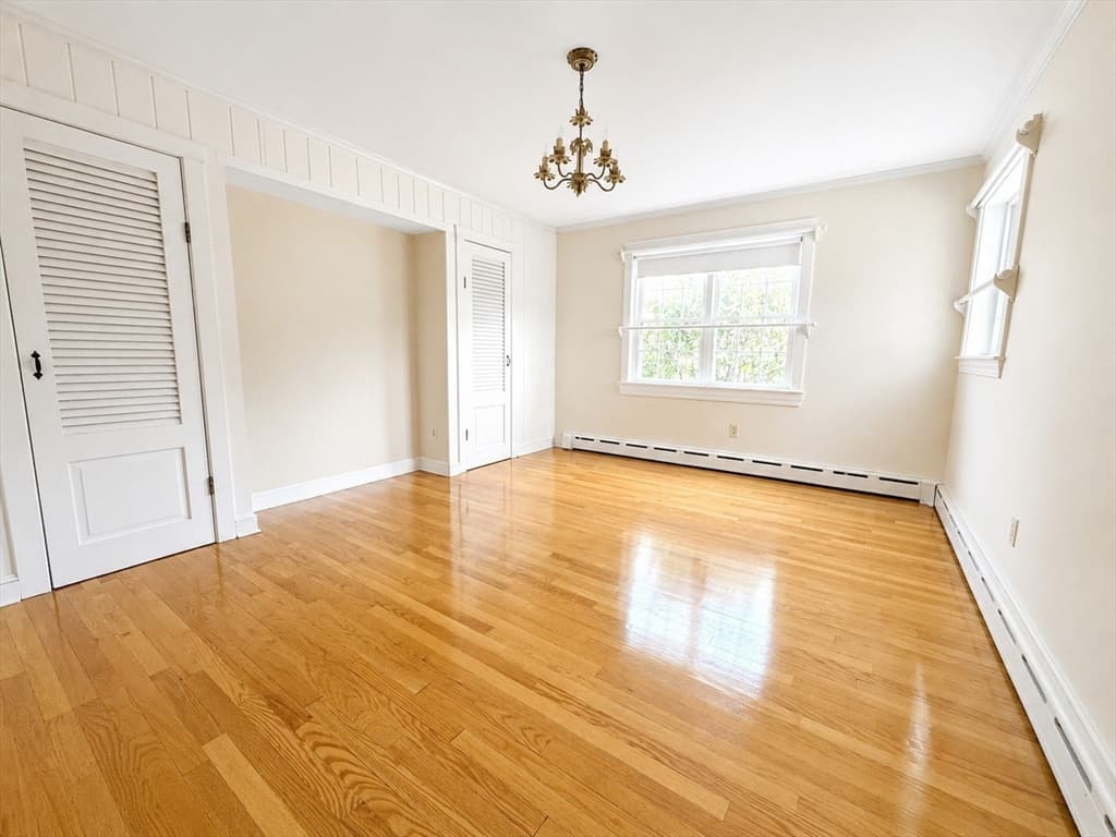 Single Family Residence at 212 Charlton Road, Sturbridge MA 01566, Sturbridge, photo 7 of 21