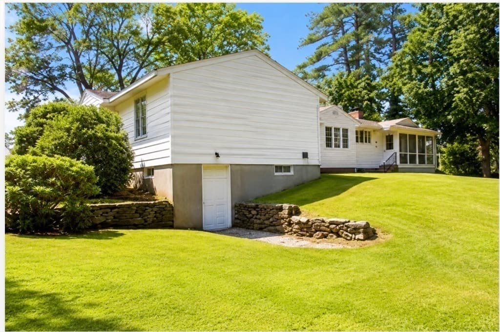 Single Family Residence at 212 Charlton Road, Sturbridge MA 01566, Sturbridge, photo 20 of 21