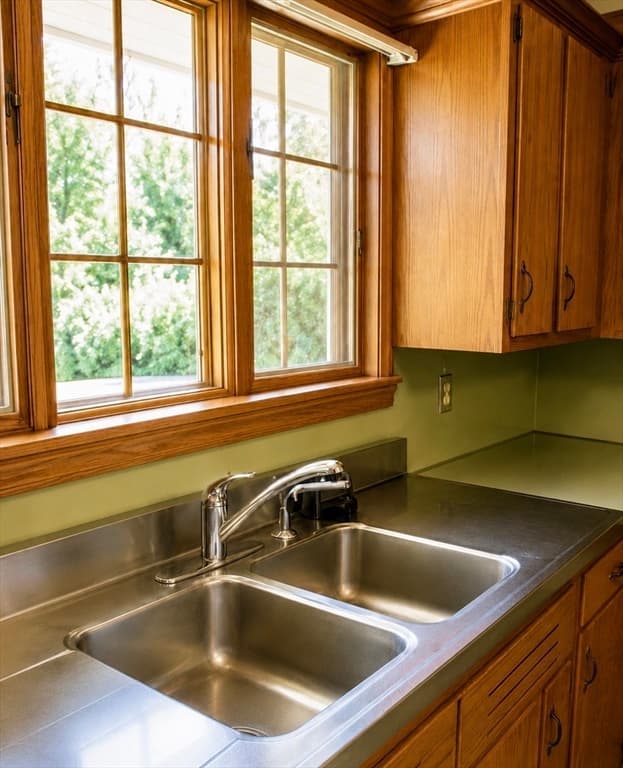 Single Family Residence at 212 Charlton Road, Sturbridge MA 01566, Sturbridge, photo 14 of 21