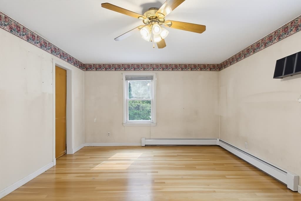17 Reynolds St, Worcester MA 01606 photo 23