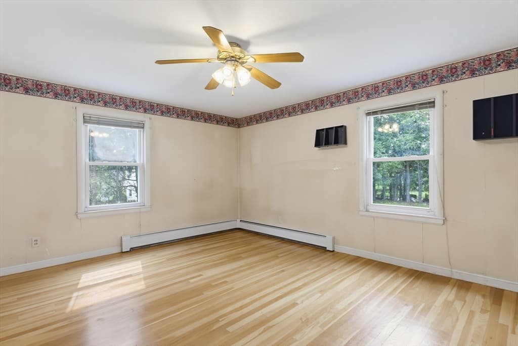 17 Reynolds St, Worcester MA 01606 photo 22