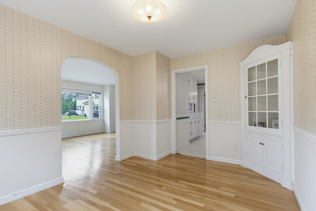 17 Reynolds St, Worcester MA 01606 photo 14