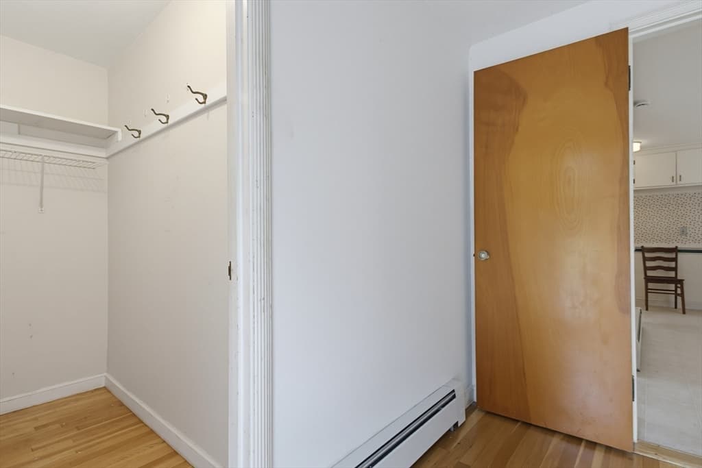 17 Reynolds St, Worcester MA 01606 photo 8