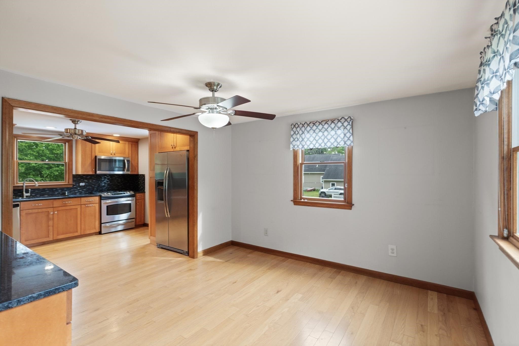 Single Family Residence at 175 Lake Shore Ave, Hamilton MA 01982, Hamilton, photo 12 of 41