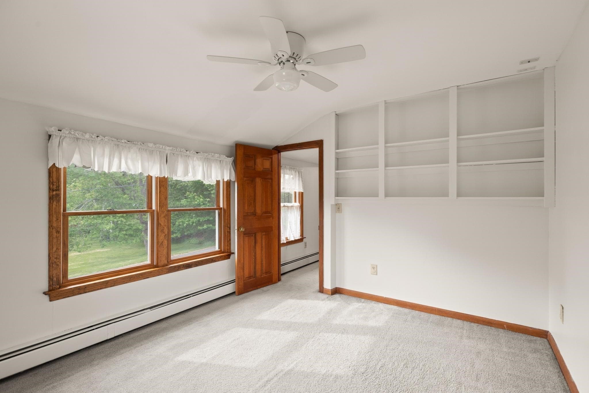 Single Family Residence at 175 Lake Shore Ave, Hamilton MA 01982, Hamilton, photo 24 of 41