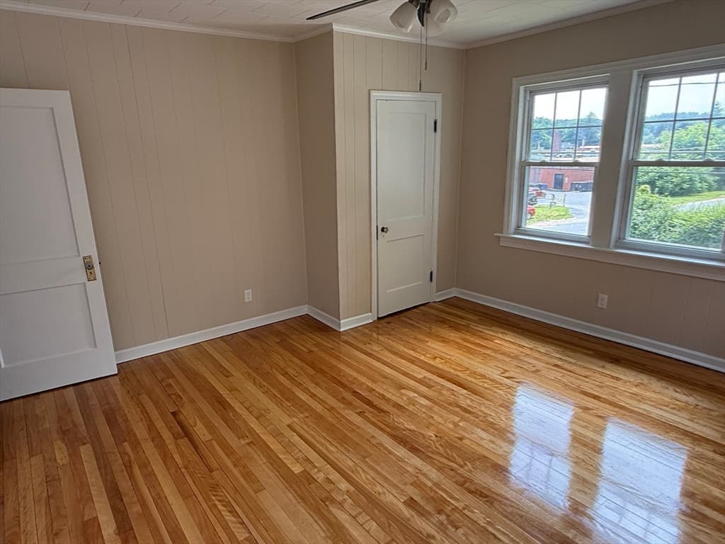 82 Hartwell St, Southbridge MA 01550 photo 16