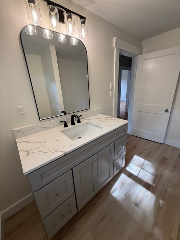 82 Hartwell St, Southbridge MA 01550 photo 19