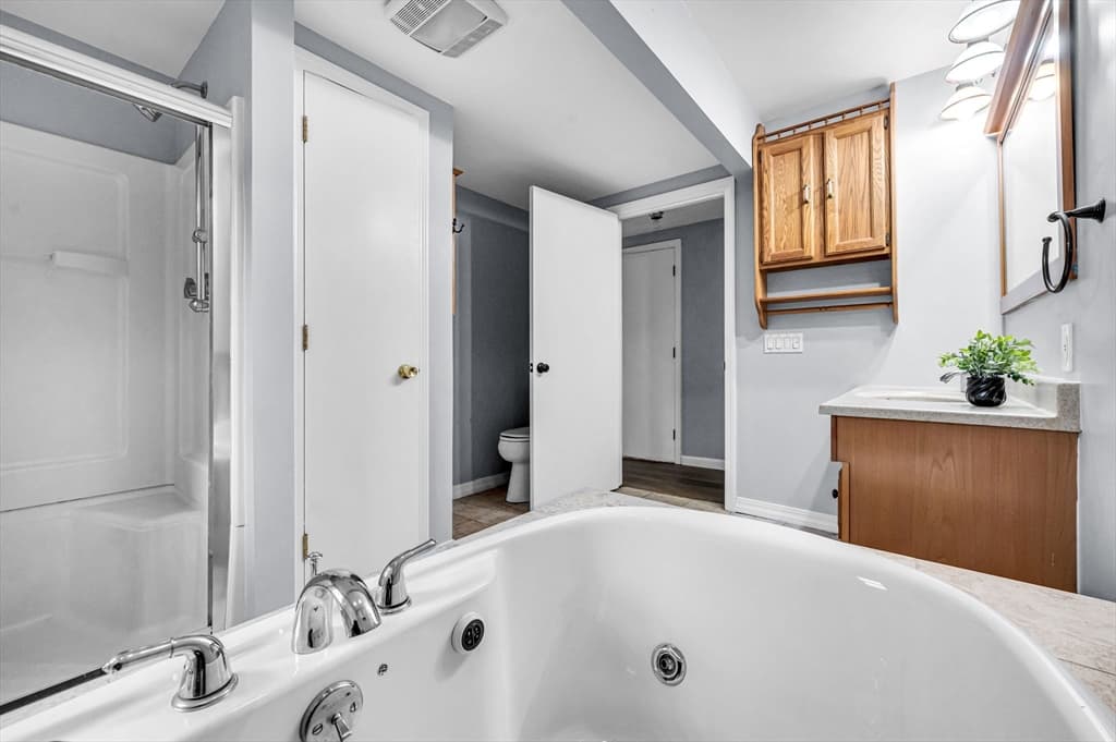2140 Palmer Rd, Palmer MA 01080 photo 17